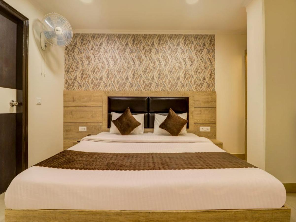 Hotel Dakha International - Karol Bagh, New Delhi Kültér fotó